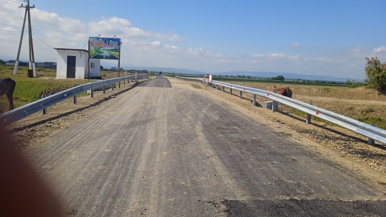 Ремонт и реконструкция въездной дороги в село Аджимажагатюрт.